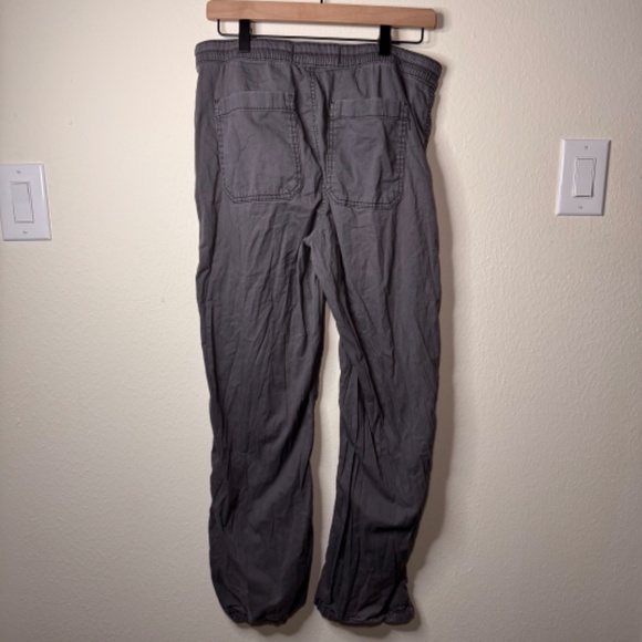 Hollister Adjustable Rise Parachute Pants Size M Gray Baggy Cotton Y2K Casual - Picture 4 of 5